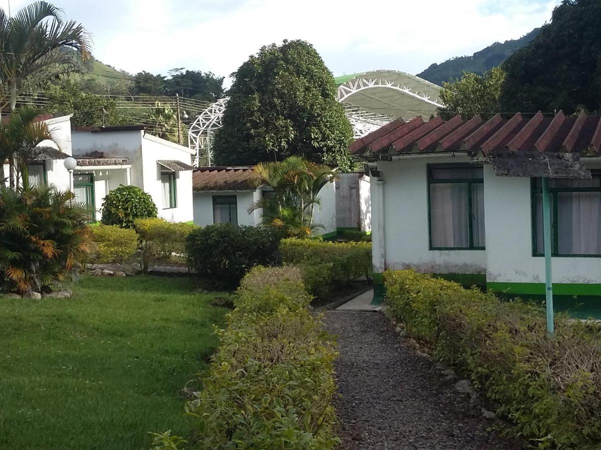 Hotel Servituristicos La Esmeralda Santa María Exterior foto